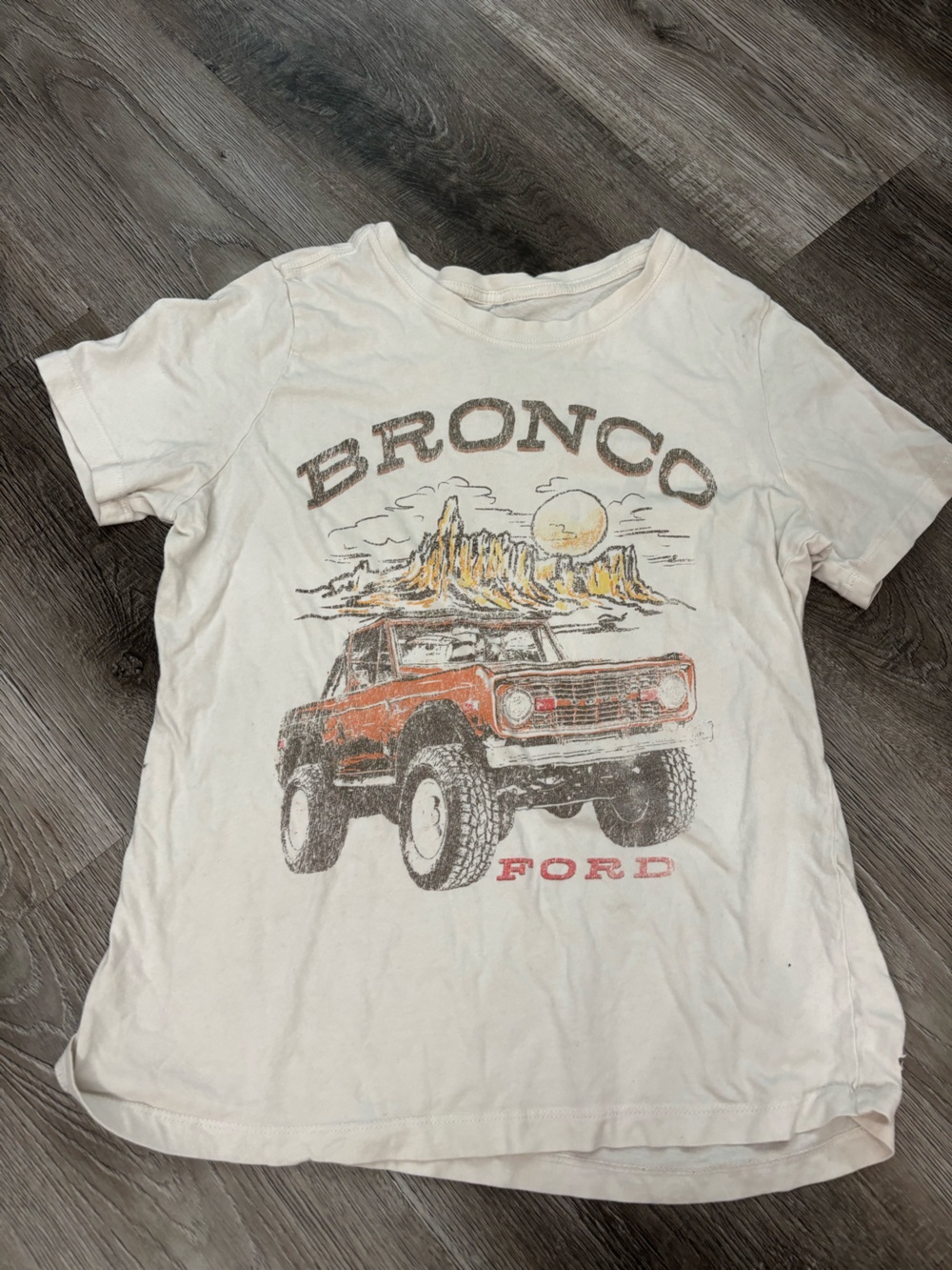 Ford Bronco White Tee with Orange Bronco Graphic - Bronco graphic tshirt size m